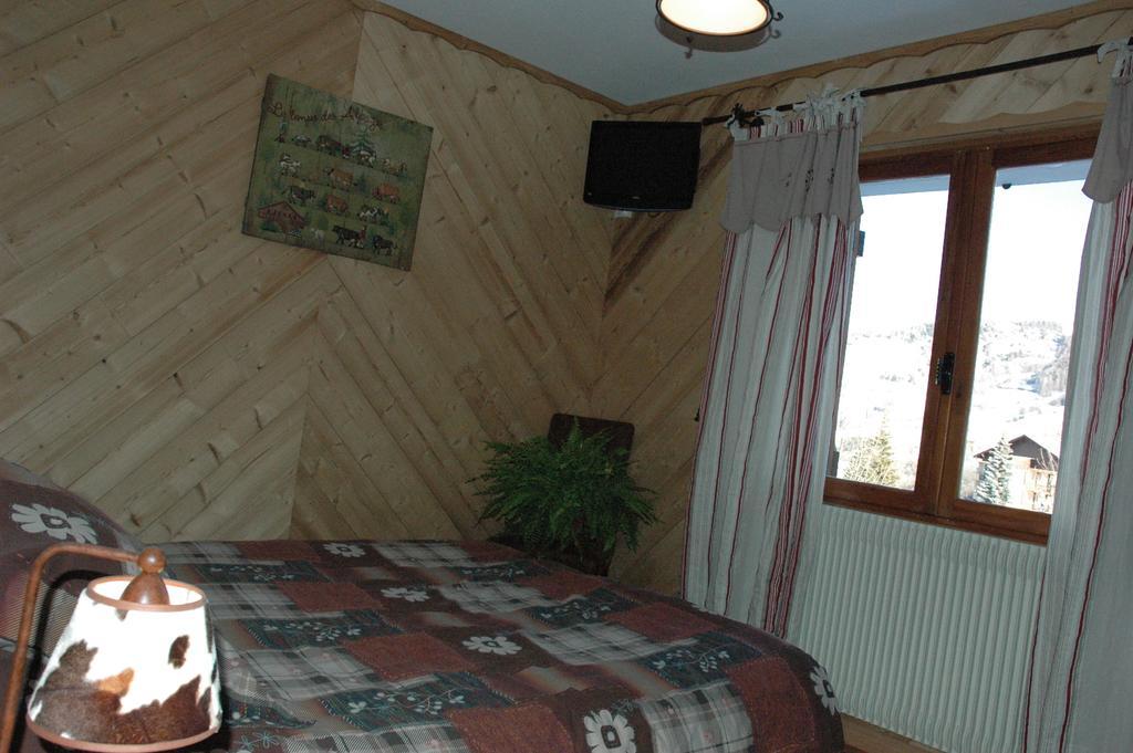B&B Chalet La Providence Le Sauze Habitación foto