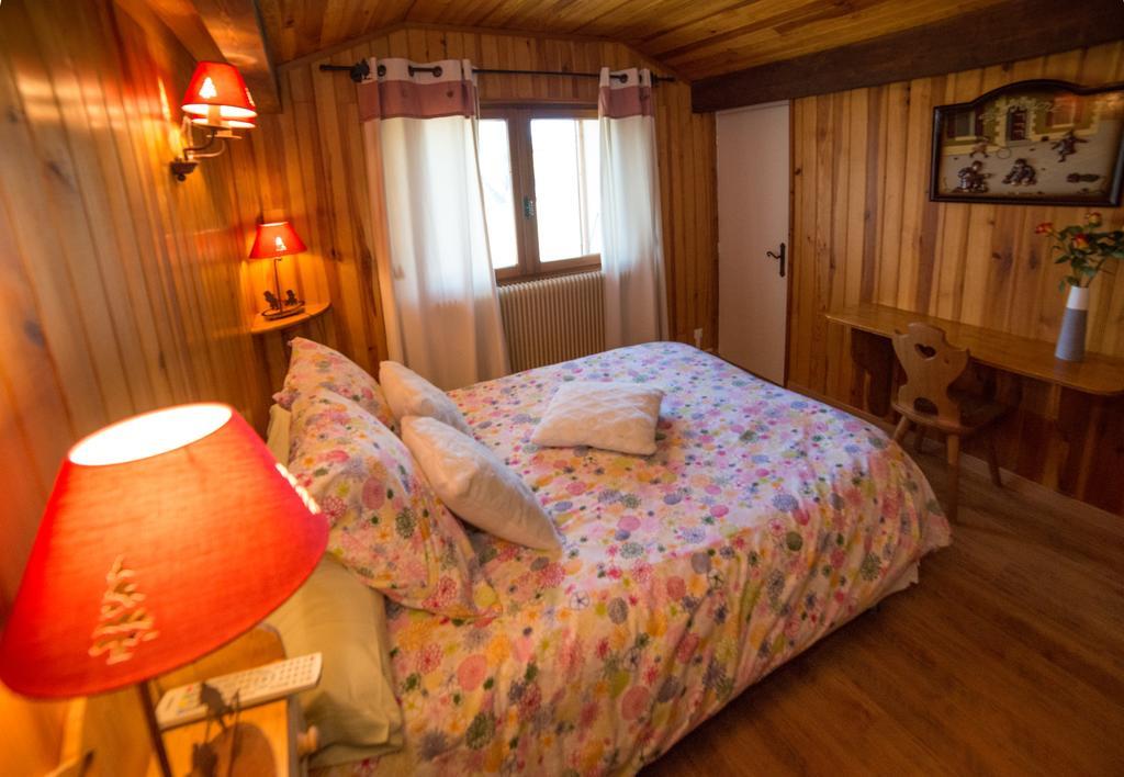 B&B Chalet La Providence Le Sauze Habitación foto